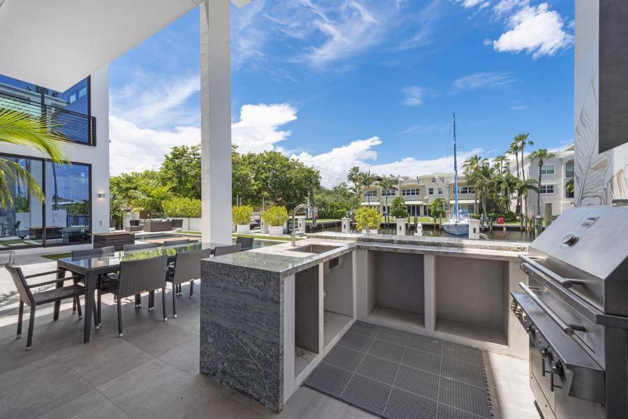 Boardwalk Mansion Villa Fort Lauderdale Exterior photo