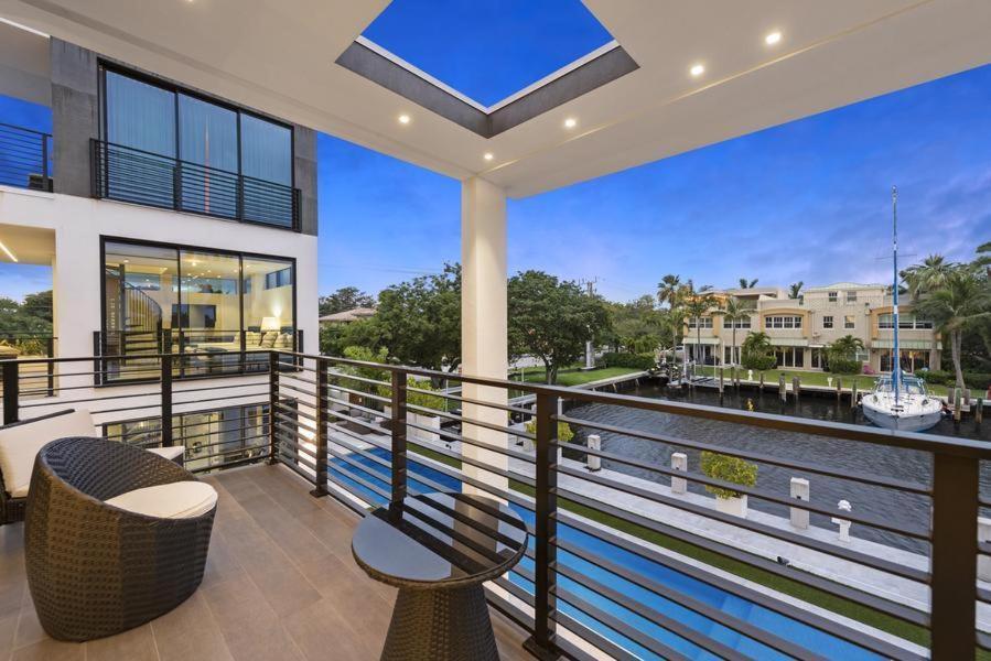 Boardwalk Mansion Villa Fort Lauderdale Exterior photo